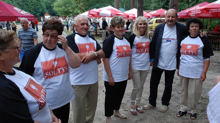 Wspaniała zabawa na IV Turnieju Sołectw Gminy Garbatka-Letnisko  „Sołtysiada 2013”