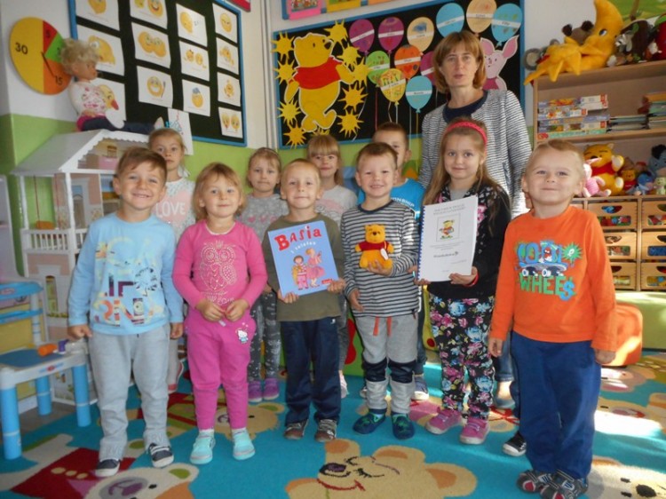 Przedszkolaki z Bogucina czytają misiom z całej Polski